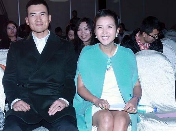 赫子铭否认离婚 赫子铭家庭背景显赫?