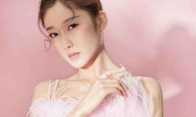 ��˫�쿪Ƹ��ʲô��ϵ�������ڵ���������˭��