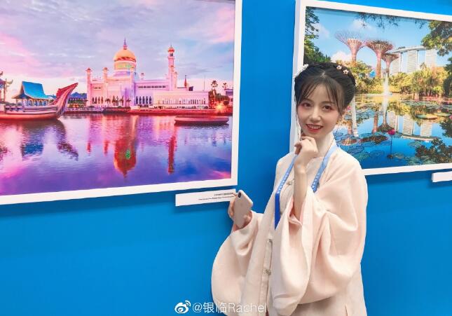 灰原穷和银临什么关系是情侣吗,俩人结婚了吗?