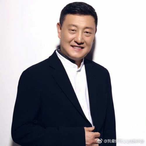 韩磊为什么和香港有钱人关系好,他为啥年年能上春晚?
