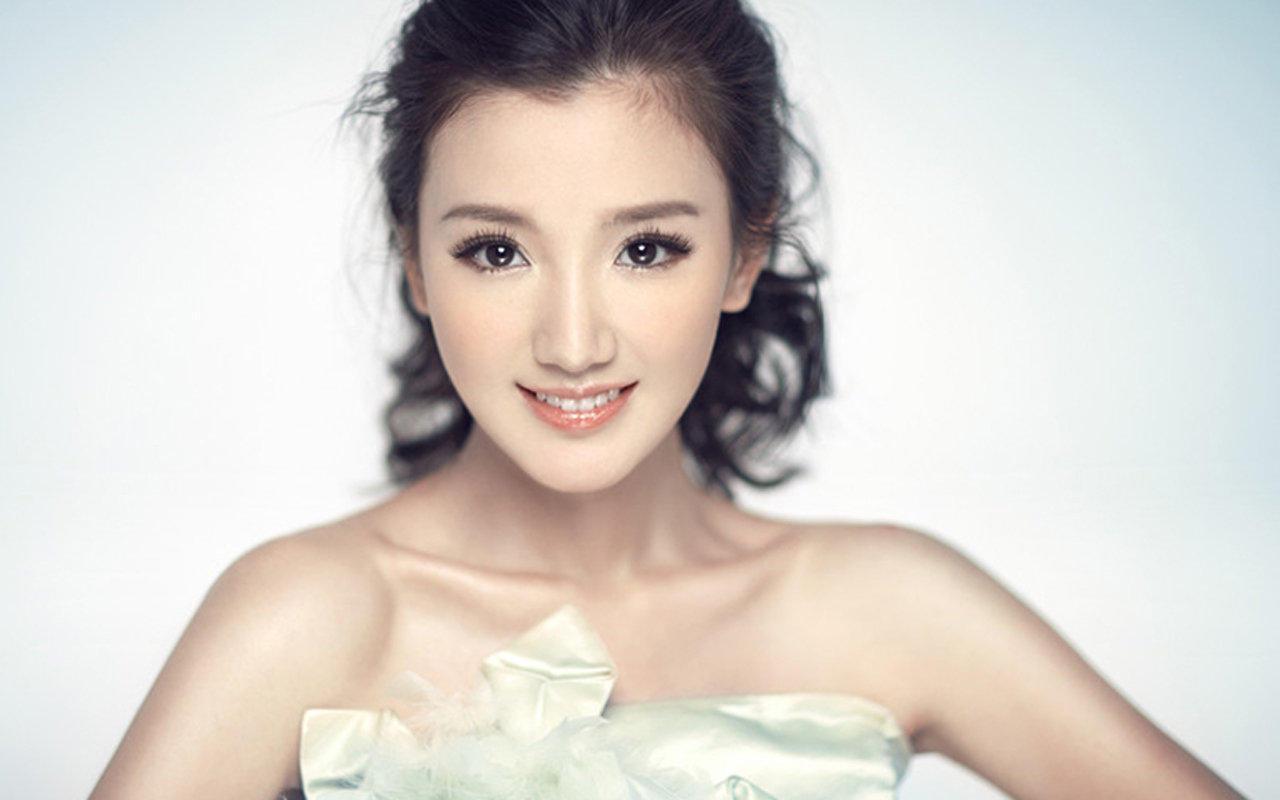 ë��ͮ�۽ǵİ̺�������Ƭ��ë��ͮ����ǰ��