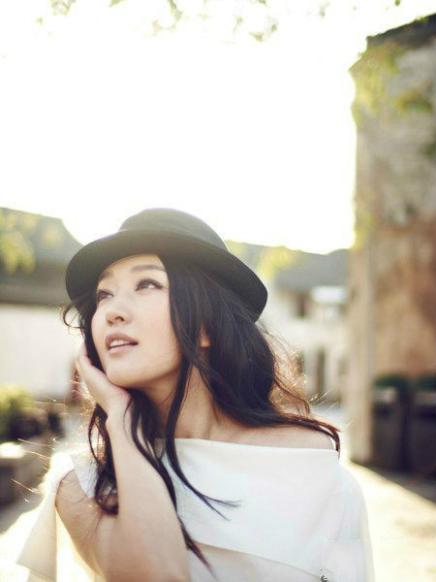 杨钰莹羞辱门事件是怎么回事,杨钰莹一直不结婚的原因是什么