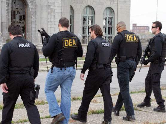 华人能不能进入fbi?美国FBI和警察的区别