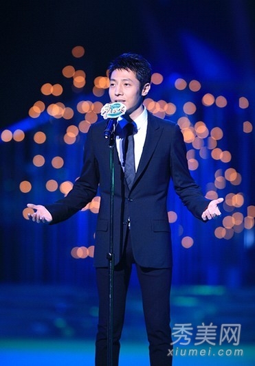 撒贝宁在央视工资多少?撒贝宁杀乌鸡是什么梗