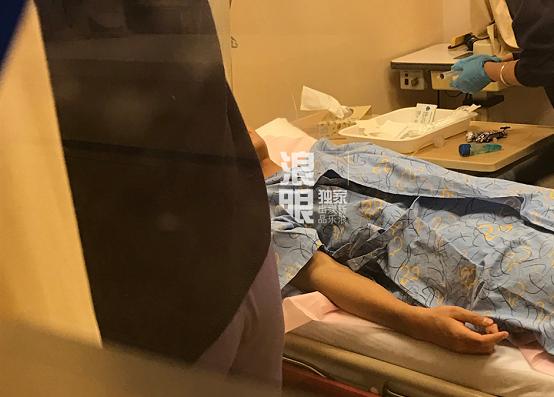 黄子韬机场呕吐并晕倒被紧急送医 整个人无意识
