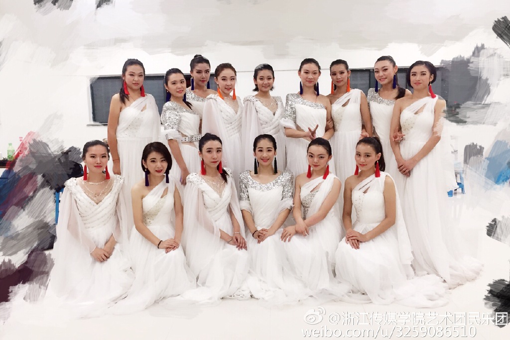 杨舒惠今年多大了,她毕业于浙江传媒大学民乐团与音乐学院