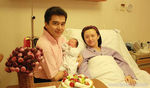 何晴的老公是廖京生吗?何晴许亚军为什么离婚