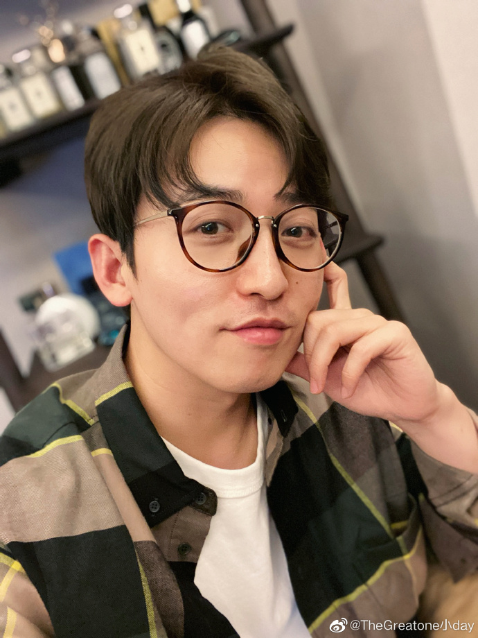 姚译添为什么退出跑男?他是什么时候当上跑男总导演的