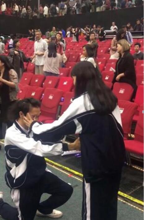 dr钻戒在国内什么档次,分手了dr钻戒怎么处理?
