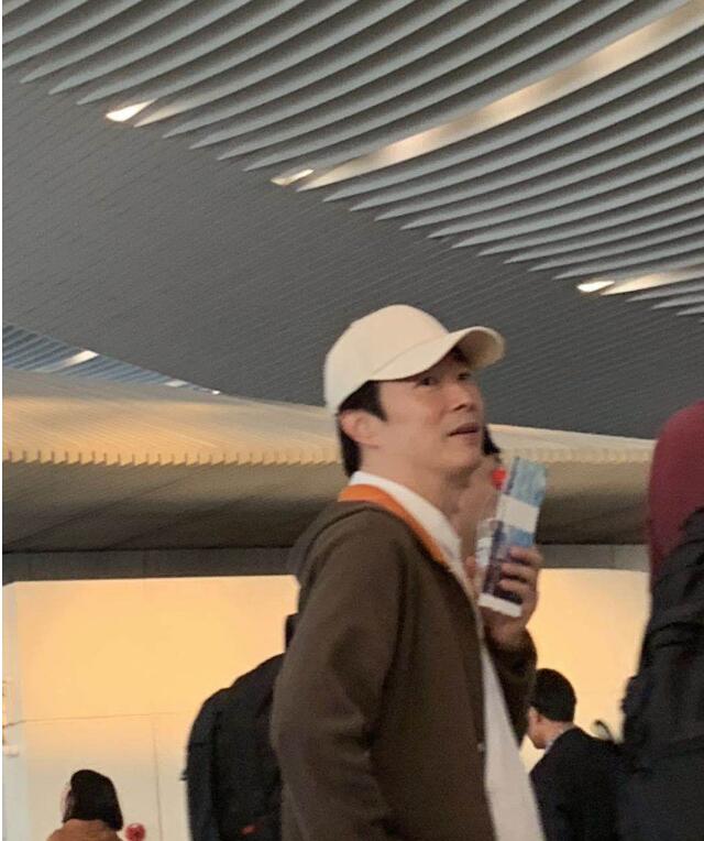 张彦亭为什么改名叫费玉清,他现在素颜很老真假