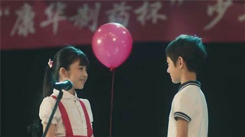 林杨为什么会喜欢余周周?林杨转学的原因分析