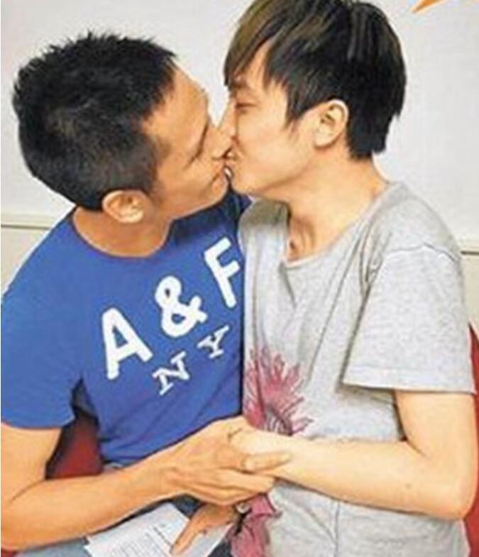 吴青峰为什么有英国血统,吴青峰出柜了吗?