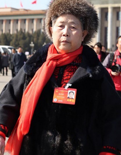 陶华碧的两个儿子简介,陶碧华的老公是谁?