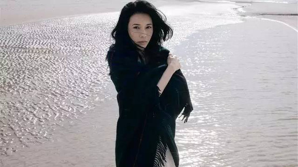 胡杏儿是混血儿吗?黄宗泽胡杏儿尴尬照