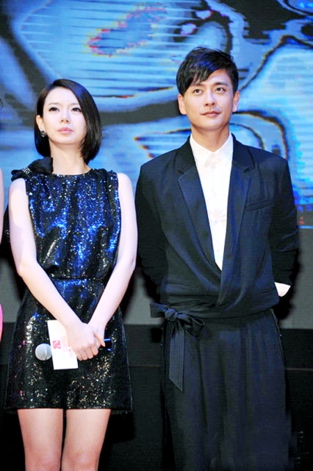 胡杏儿是混血儿吗?黄宗泽胡杏儿尴尬照