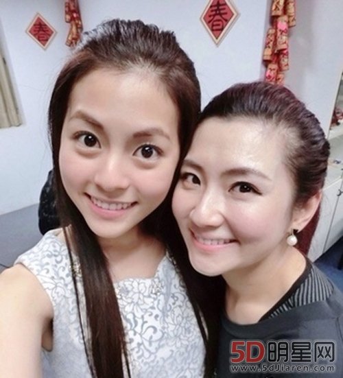 任容萱和selina是同父异母吗?任容萱现在的男友是谁