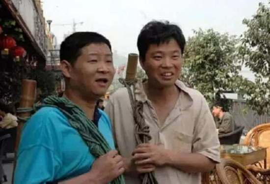 赵亮为什么养鸡?三德子赵亮在哪养公鸡