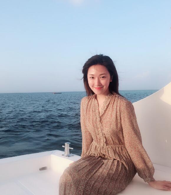 菅韧姿为什么叫国民妹妹,菅韧姿和胡歌有可能在一起吗?