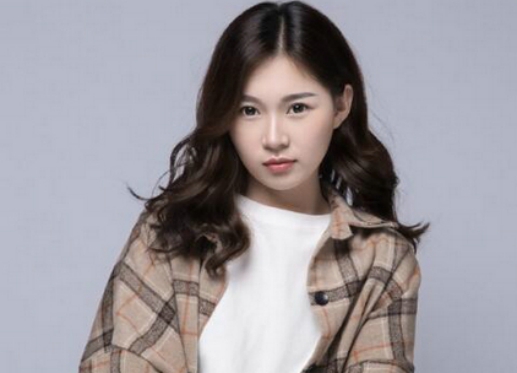 阿悠悠为什么叫抖腿女神,她和半阳是什么关系
