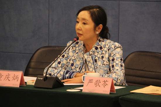 严歌苓为什么没有孩子?严歌苓最好的小说是哪几部。