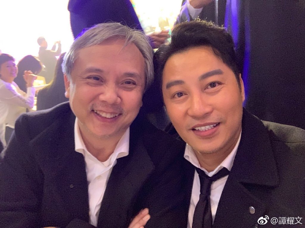 谭耀文年轻时候的照片,谭耀文这么帅为什么不红?