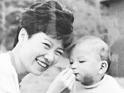 亦舒为什么不见儿子不认儿子?亦舒和倪匡什么关系是倪匡的妹妹吗