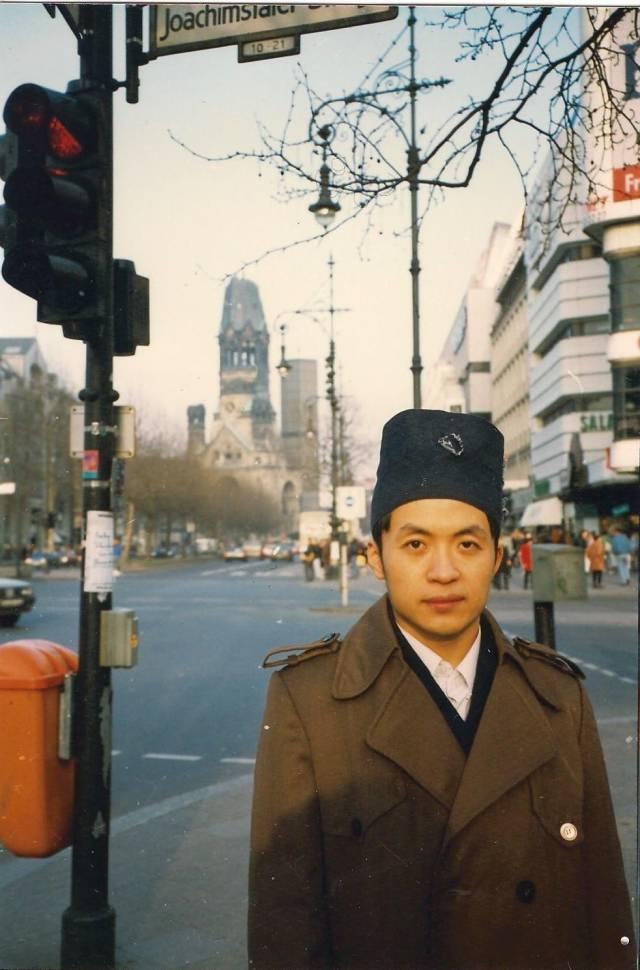 顾城为什么总是戴帽子?顾城杀妻子谢烨原因真相