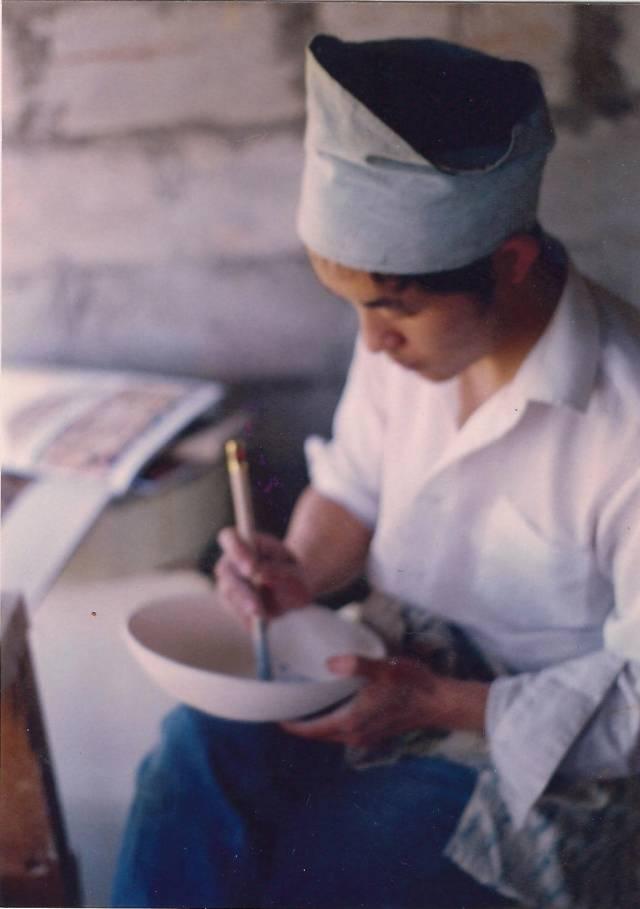 顾城为什么总是戴帽子?顾城杀妻子谢烨原因真相