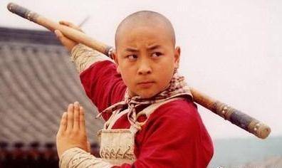 释小龙和何洁有儿子是真的吗?释小龙和何洁为什么分手