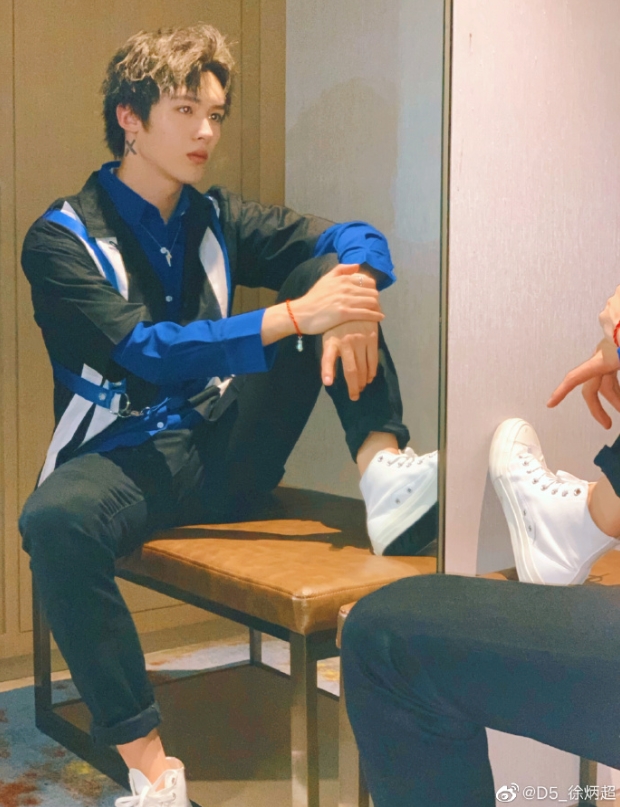 �����Ϊʲô�д�ģ���������뺲��ô��ʶ�ģ�