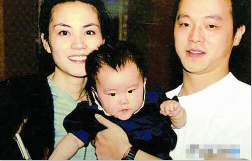 王菲谢霆锋被曝再次怀孕?王菲到现在一共有过几个男人?