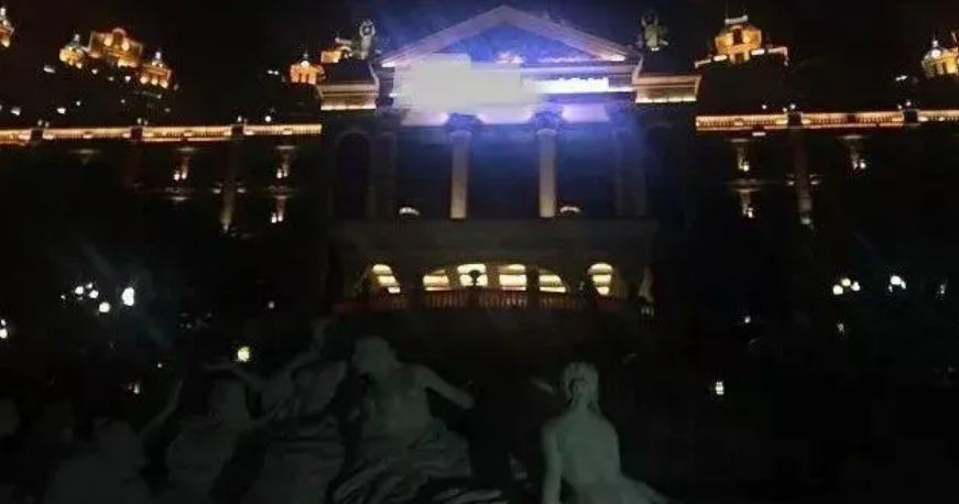 ˵ʲôסլլ˯Աʵ