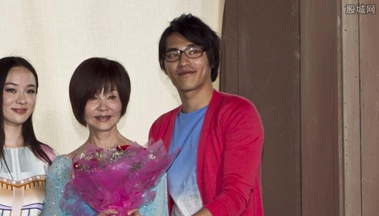 蓝正龙造成大S不孕真相,蓝正龙打大S是怎么回事?