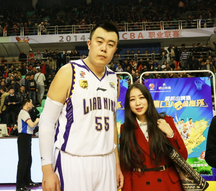 ���¾���н�Ƕ���Ǯ�����¾�Ϊʲô����NBA��