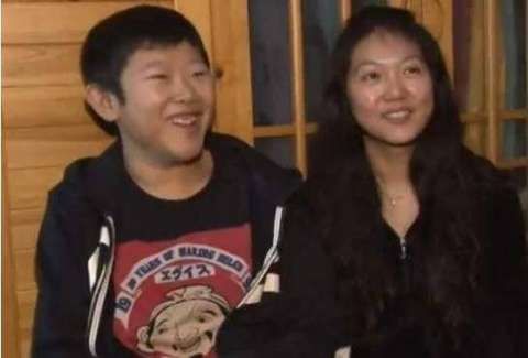 候祥老婆照片,候祥为什么长不大?