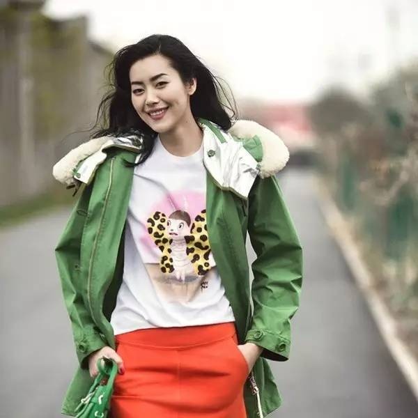 刘雯崔始源订婚是真的吗 刘雯身高多少