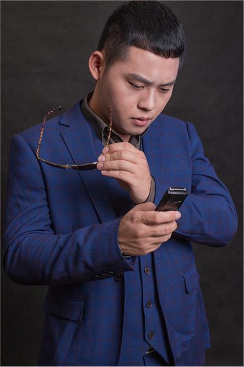 刘轩豪是怎么成功的,他万豪集团是干什么的?