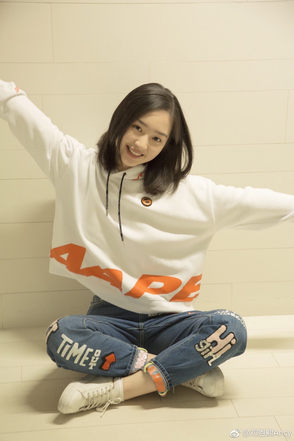 tf家族新女成员是邓恩熙真假?邓恩熙王俊凯什么关系