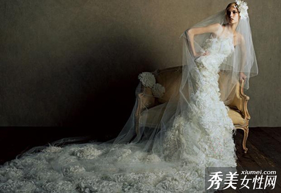 热点关注!揭秘大S婚纱品牌