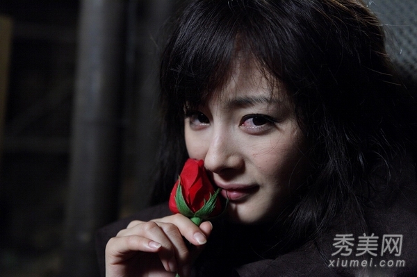 曝《孤魂惊岛》未公开结局 杨幂原为神秘杀手