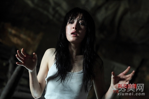 曝《孤魂惊岛》未公开结局 杨幂原为神秘杀手