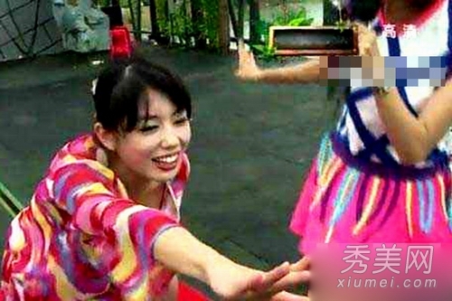 湖南台女主持不穿内裤出镜? 真相原来系恶搞