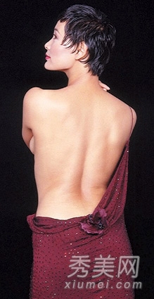 ������־������ Ů������㱳й����