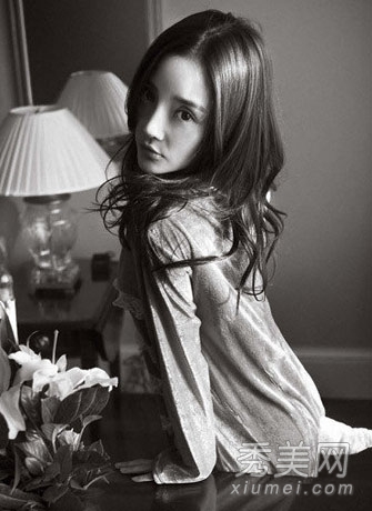 ��С贵�����װ �����ɫ����¶��װ