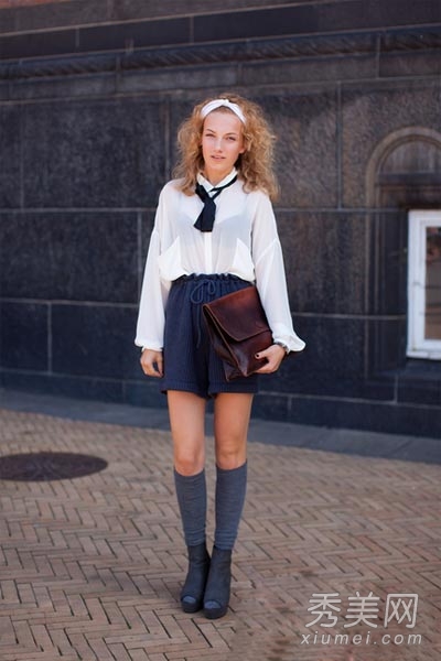 ������Ů͸��װ �����������Ը�