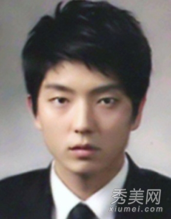 30位韩国明星 素颜证件照对比