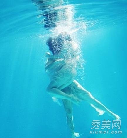 ͼ��һ˿����Ϊ����������11��Ů��