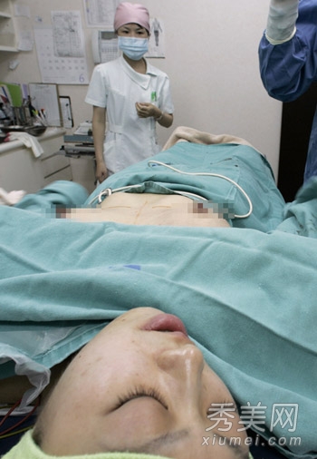 �𺳣�ʵ���ձ�Ů�ӹ轺¡������ȫ����