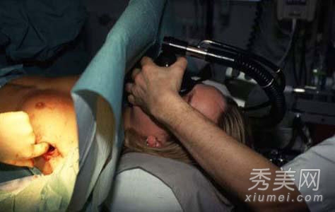 �𺳣�ʵ���ձ�Ů�ӹ轺¡������ȫ����