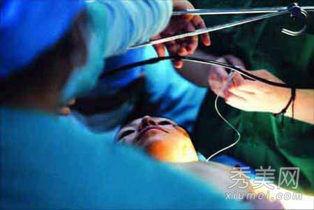 �𺳣�ʵ���ձ�Ů�ӹ轺¡������ȫ����